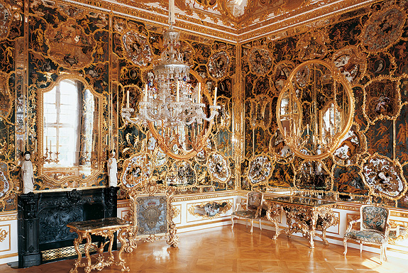 Picture: Mirror Cabinet